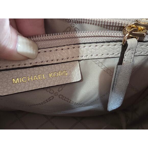 Michael Kors Abbey Medium Pebbled Leather Backpack Soft Pink - Picture 11 of 14